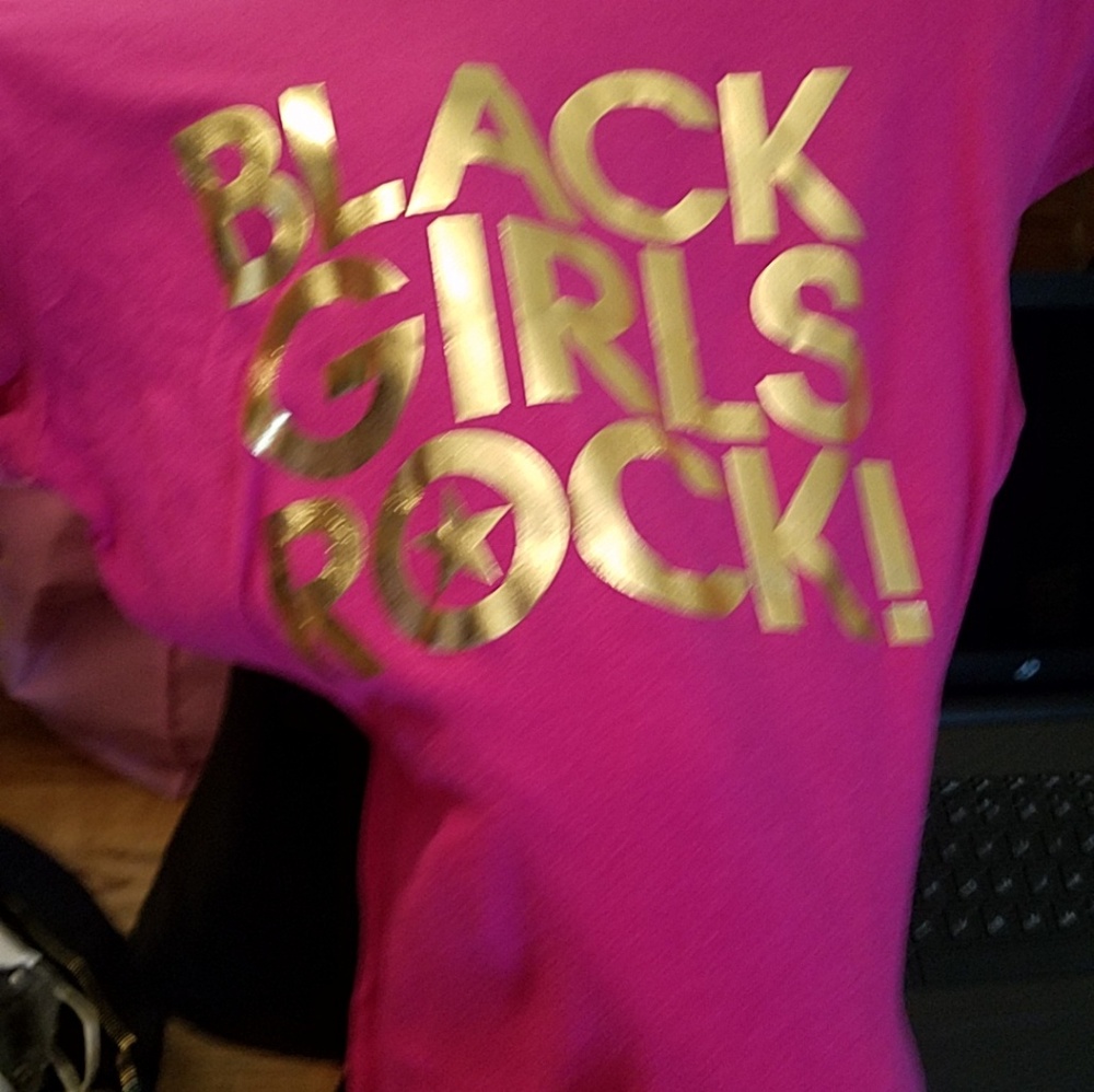 Women's tee shirt